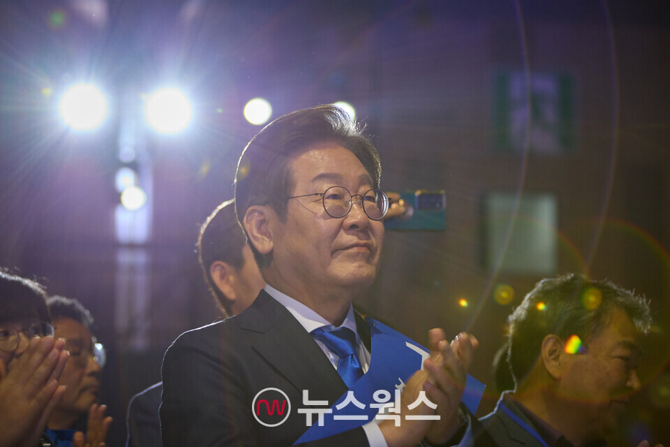 이재명 더불어민주당 대선 경선 후보가 지난 20일 오후 경남 울산전시컨벤션센터에서 열린 영남권 합동연설회에 참석하고 있다. (사진제공=이재명 캠프)