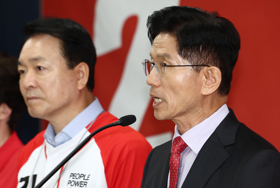 김문수 국민의힘 대통령 후보가 25일 오전 충남 계룡시 계룡 병영체험관에서 "국방을 새롭게, 선진 강군 육성" 국방 공약 발표를 하고 있다. (사진=뉴스1)