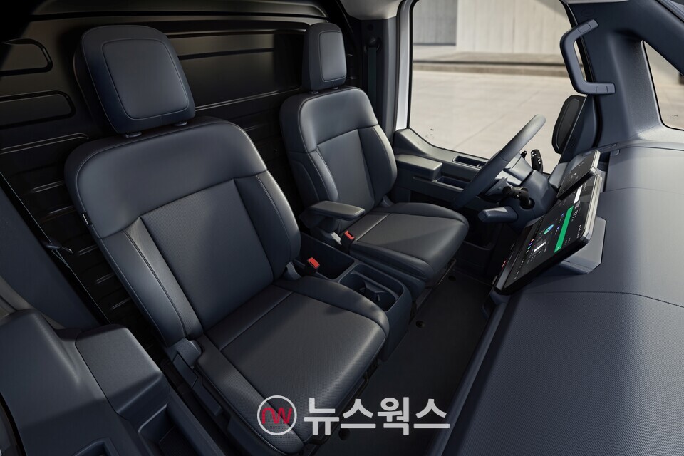 기아 '더 기아 PV5 카고'의 실내. (사진제공=기아)