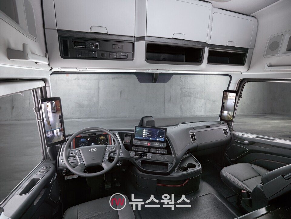 현대차 '더 뉴 엑시언트'. (사진제공=현대차)