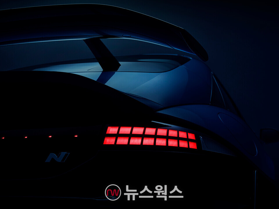 현대차 '아이오닉 6 N' 티저 이미지. (사진제공=현대차)