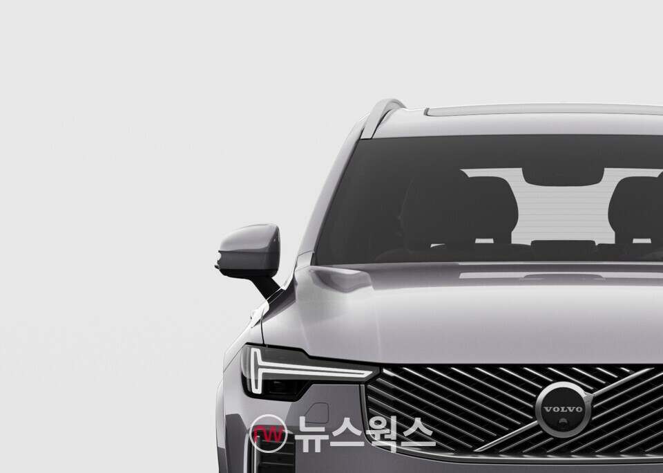 볼보 '신형 XC90'의 앞모습. (사진제공=볼보차코리아)