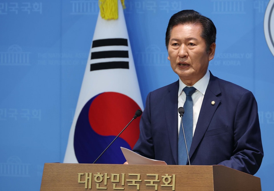 정청래 더불어민주당 의원이 지난달 15일 오후 국회 소통관에서 당대표 출마 기자회견을 하고 있다. (출처=정청래 의원 페이스북)