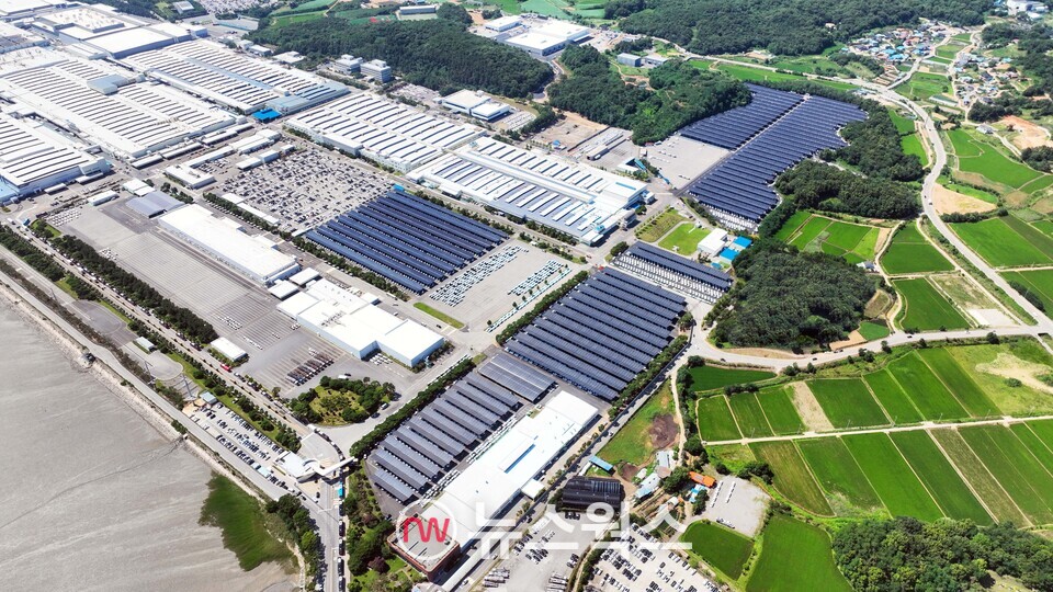 기아 오토랜드 화성에 설치된 태양광 자체 발전 설비. (사진제공=기아)