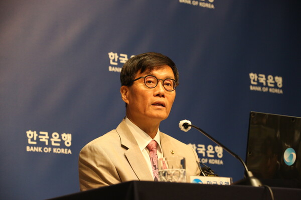이창용 한국은행 총재가 지난 10일 통화정책방향 관련 기자간담회에서 발언하고 있다. (사진=원성훈 기자)