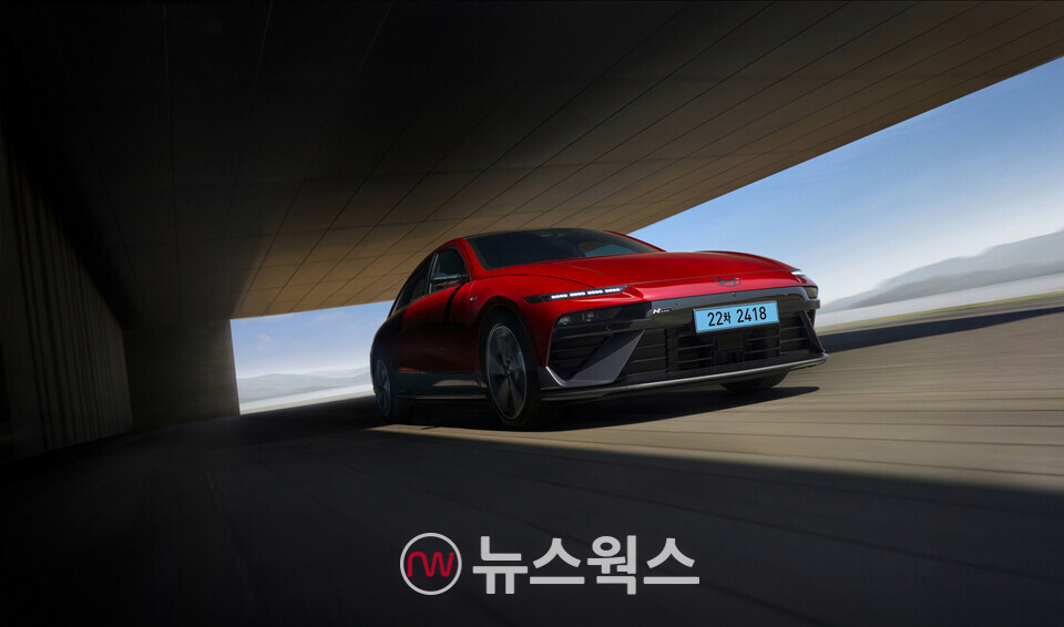 현대자동차 '더 뉴 아이오닉 6 N 라인'. (사진제공=현대차)