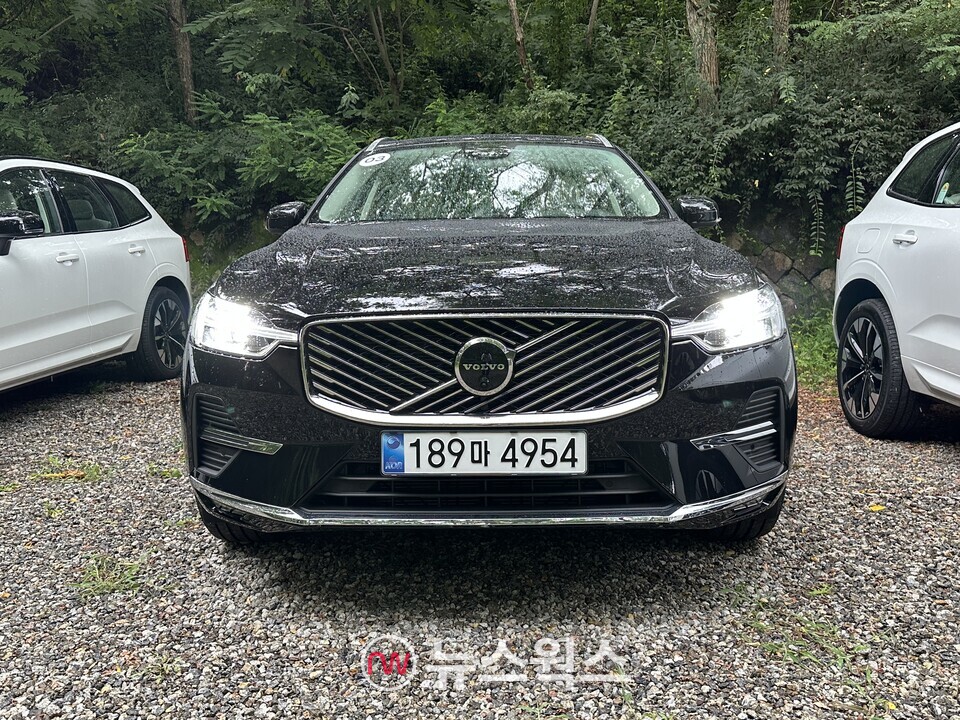 볼보자동차 중형 SUV 'XC60 B5 AWD 울트라'. (사진=정현준 기자)