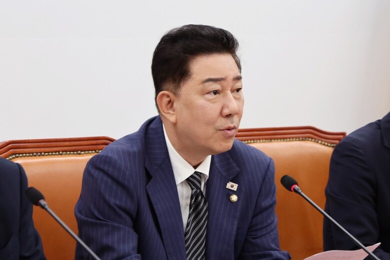 김병기 더불어민주당 원내대표가 서울 여의도 국회에서 열린 원내대책회의에서 발언하고 있다. (출처=김병기 의원 페이스북)