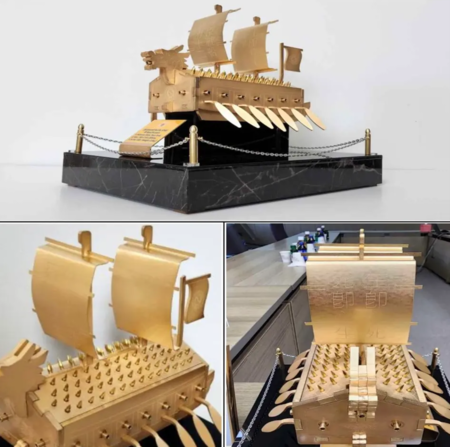 대통령실이 25일(현지시간) 공개한 한미 정상회담을 위해 이재명 대통령이 준비한 명장이 제작한 금속 거북선. (사진제공=대통령실)