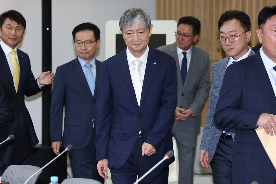 이찬진 금융감독원장이 1일 오후 서울 종로구 생명보험교육문화센터에서 열린 보험회사 CEO와의 간담회에 참석하고 있다. (사진=뉴스1)