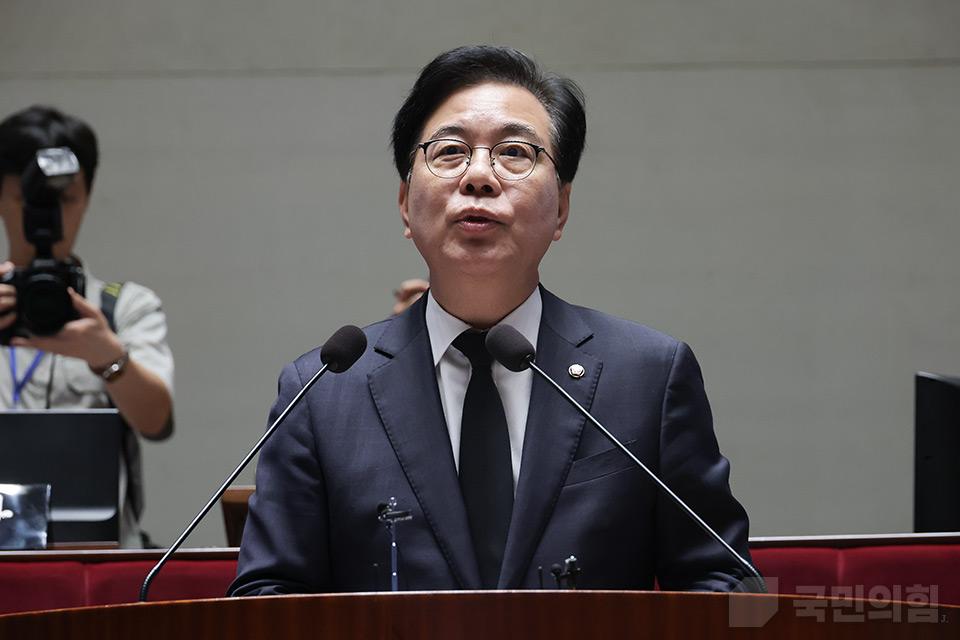 송언석 국민의힘 원내대표가 지난 1일 서울 여의도 국회 예결위회의장에서 열린 의원총회에서 발언하고 있다. (사진제공=국민의힘)