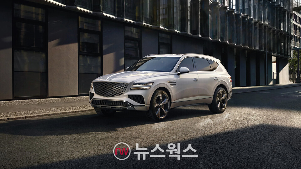 제네시스가 저금리로 차량을 구매할 수 있는 '시그니처 할부' 금융상품 프로모션을 9월 한 달간 운영한다. (사진제공=제네시스)