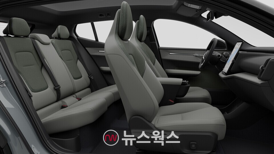 볼보자동차 'EX30 크로스컨트리' 실내. (사진제공=볼보차코리아)