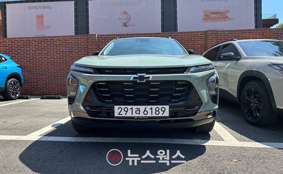 르노코리아의 준중형 순수 전기 SUV '세닉 E-Tech 100% 일렉트릭'. (사진=정현준 기자)