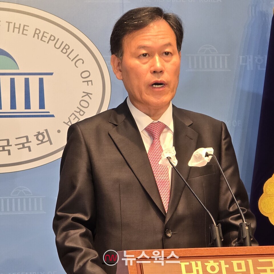 윤한홍 국회 정무위원장. (사진=원성훈 기자)