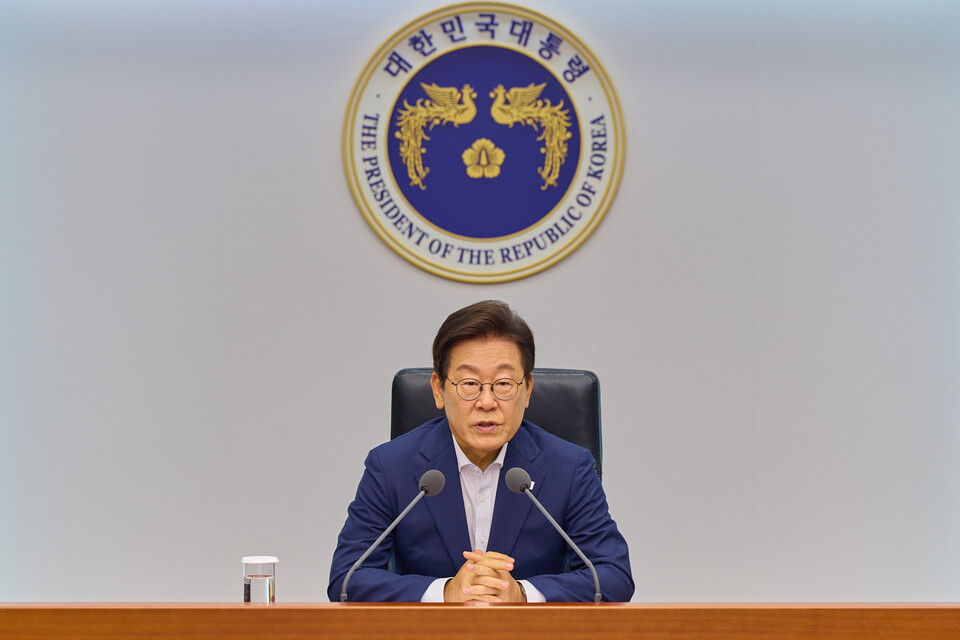 이재명 대통령이 14일 서울 용산 대통령실 청사에서 열린 제7회 수석보좌관 회의에서 발언을 하고 있다. (사진제공=대통령실)