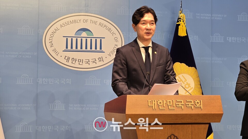 박성훈 국민의힘 수석대변인이 12일 국회소통관에서 기자회견을 열고 있다. (사진=원성훈 기자)