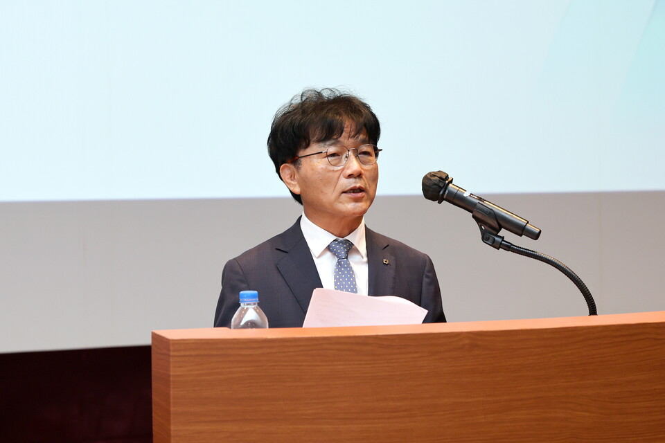 박상진 산업은행 회장이 취임사를 낭독하고 있다. (사진제공=한국산업은행)