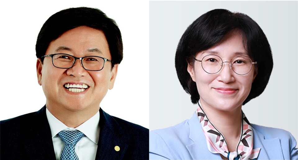 이재명 대통령은 15일 용산 대통령실에서 최교진(왼쪽) 교육부 장관과 원민경 여성가족부 장관을 임명했다. (사진제공=대통령실)