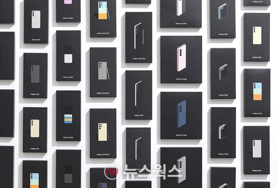 'IDEA 2025'에서 금상을 수상한 '삼성 모바일 디자인 비주얼 아이덴티티 시스템. (사진제공=삼성전자)