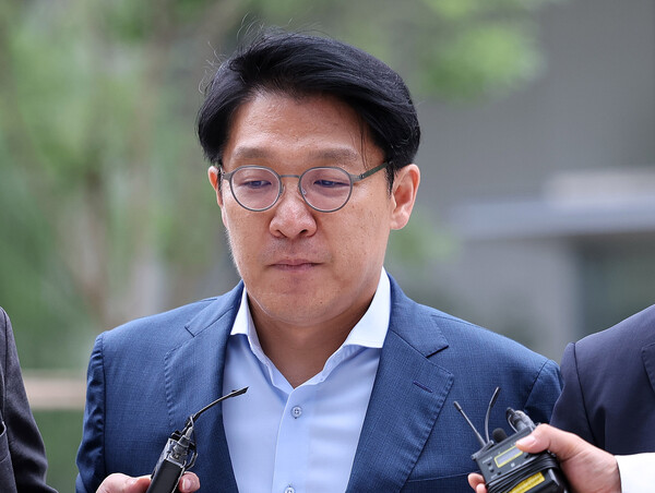 김상민 전 부장검사가 지난 9일 서울 종로구 광화문에 마련된 김건희 특검팀 사무실에 조사를 받기 위해 출석하고 있다. (사진=뉴스1)