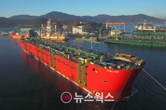 삼성중공업 건조 FLNG 시운전 모습. (사진제공=삼성중공업)