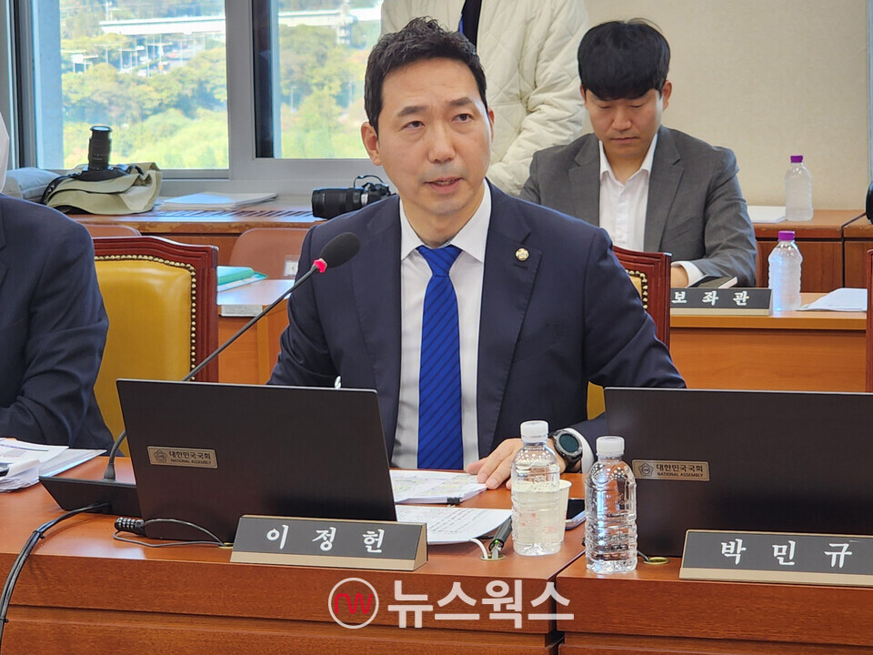 이정헌 의원이 발언하고 있다. (사진=박광하 기자)