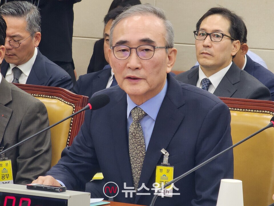 김영섭 KT 대표가 24일 국회 과방위 청문회 증인으로 출석해 의원들의 질의에 답변하고 있다. (사진=박광하 기자)