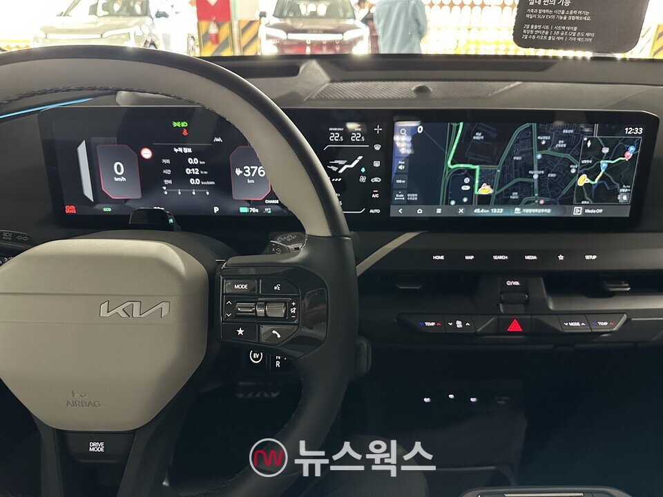 기아 '더 기아 EV5'의 1열. (사진=정현준 기자)