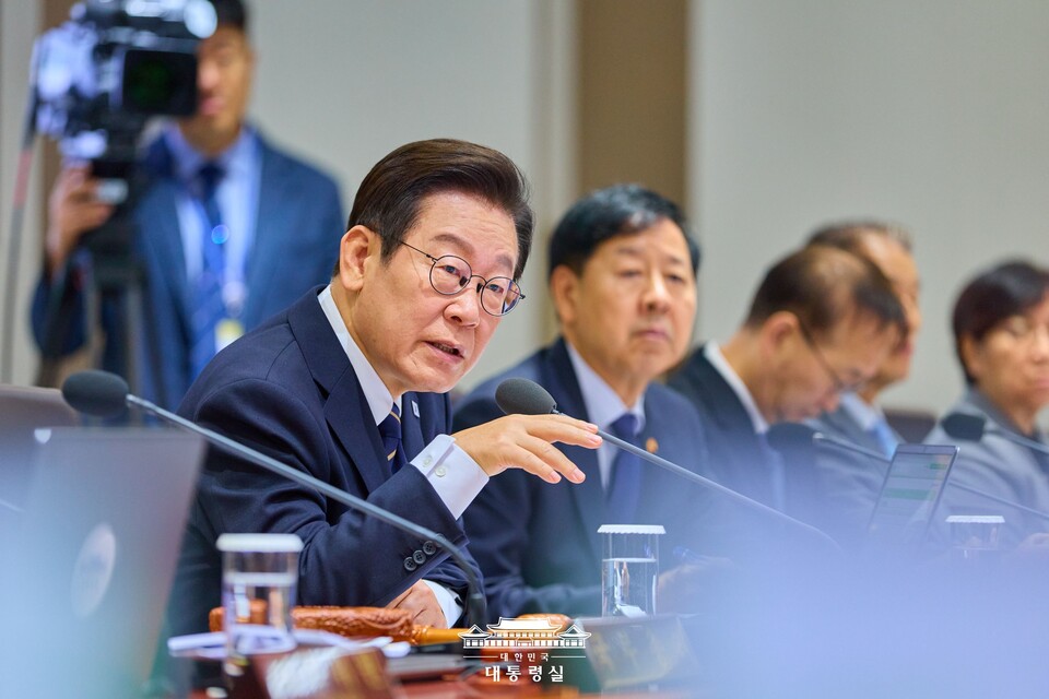 이재명 대통령이 30일 서울 용산 대통령실에서 제44회 국무회의를 주재하고 있다. (출처=대통령실 홈페이지)