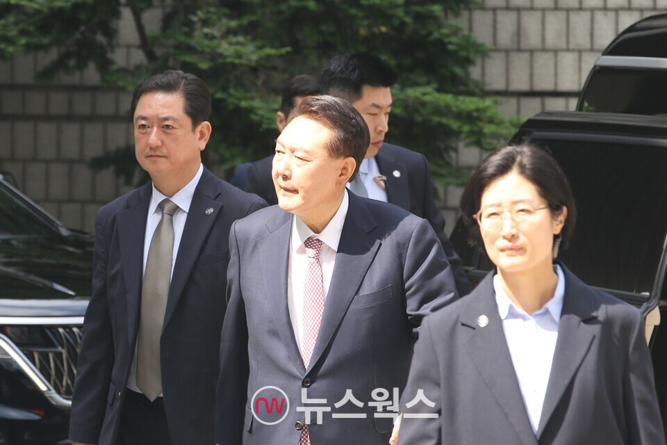 윤석열 전 대통령이 지난 6월 검찰에 출석하고 있다. (사진=원성훈 기자)