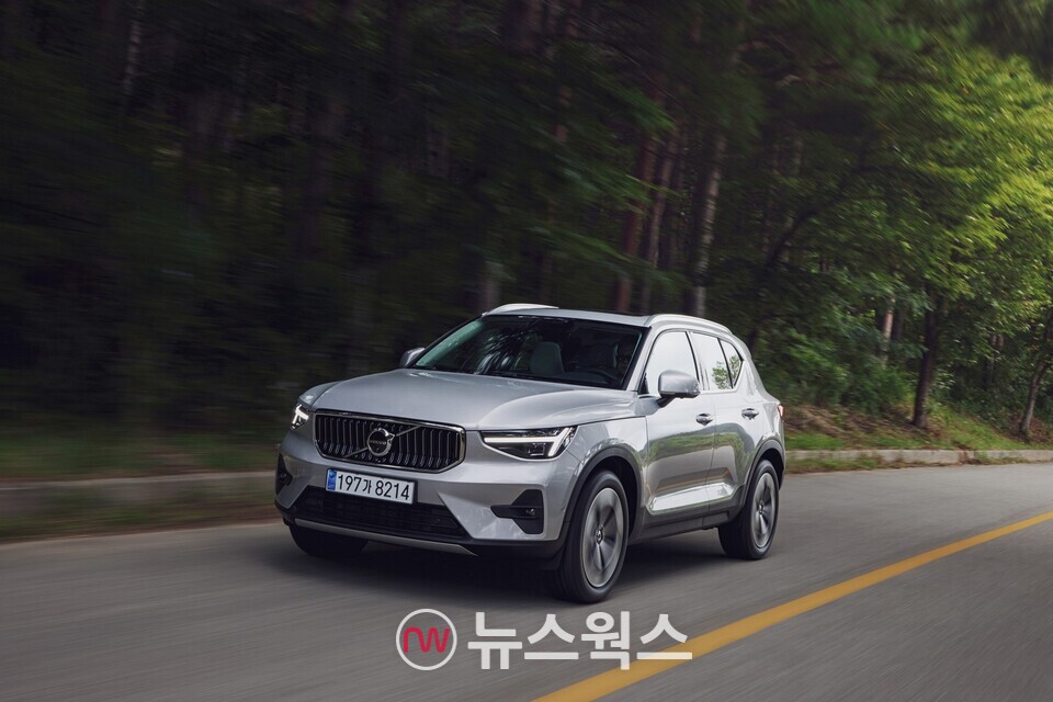 볼보자동차 '2026년형 XC40'. (사진제공=볼보차코리아)