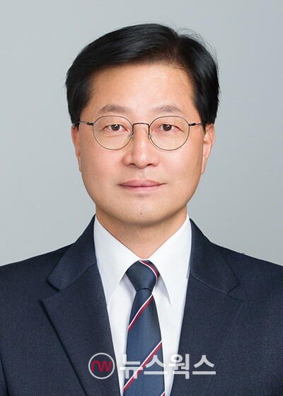 김윤건 두산테스나 대표이사 CEO. (사진제공=두산그룹)