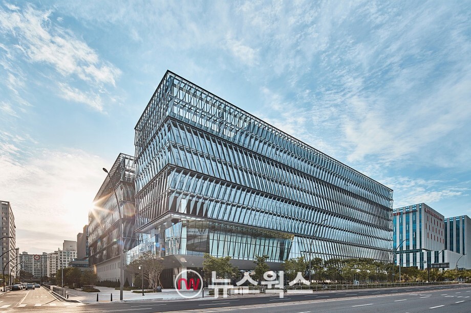 넥센타이어 마곡 중앙연구소 더넥센유니버시티. (사진제공=넥센타이어)