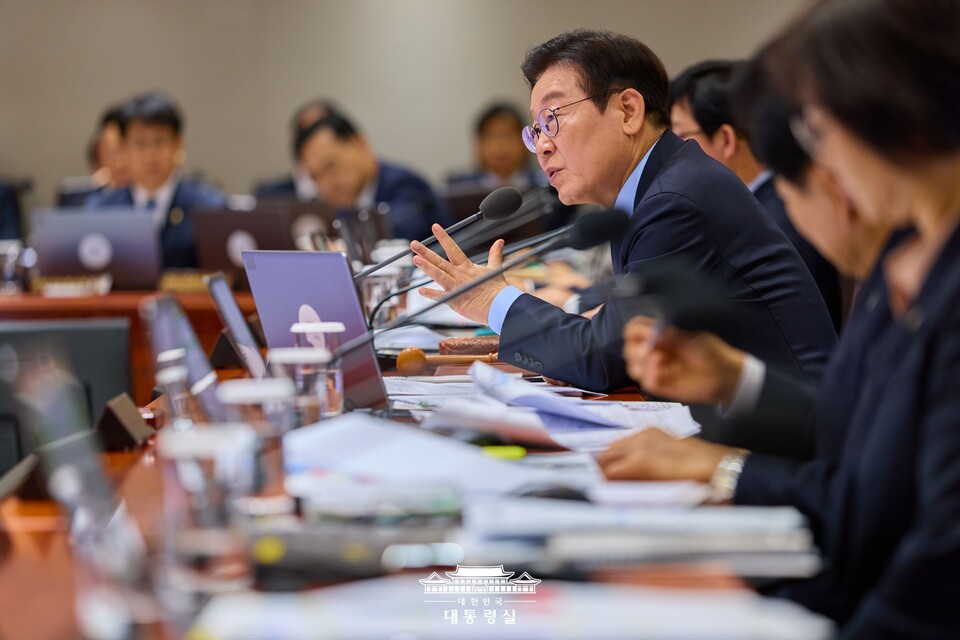 이재명 대통령이 지난 11일 서울 용산 대통령실에서 제49회 국무회의를 주재하고 있다. (출처=대통령실 홈페이지)