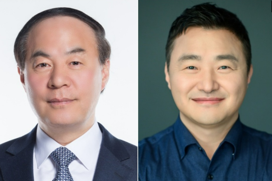 전영현(왼쪽) 부회장과 21일 사장단 인사에서 대표이사로 선임된 노태문 사장. (사진제공=삼성전자)