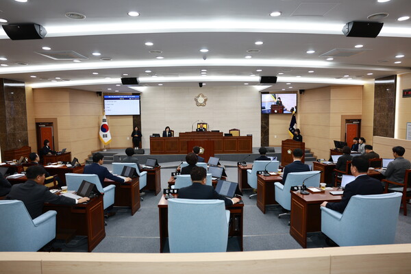 화순군의회가 21일 제277회 제2차 정례회를 진행하고 있다. (사진제공=화순군의회)