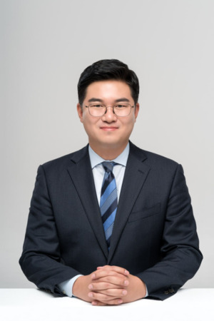 정준호 의원 "<b>청년</b>의 눈으로 다시 쓰는 정치를 그린다"