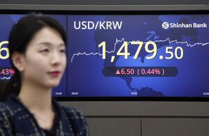 <b>대통령실</b>, 삼성·SK·현대차 등 7개 기업과 <b>환율</b> 대응 긴급 <b>간담회</b>