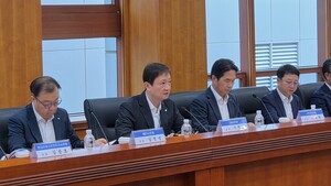 금감원, 자산운용사 '<b>ETF</b> 과장광고' <b>경고</b>…내부통제 강화 주문