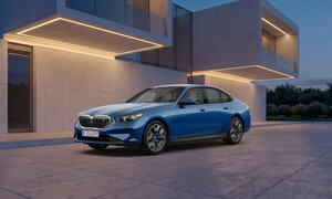 BMW '10월 온라인 한정판' 출시…전기차 i5·iX 기반 모델 2종
